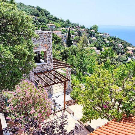 קלמאטה Ryalos Villas מראה חיצוני תמונה