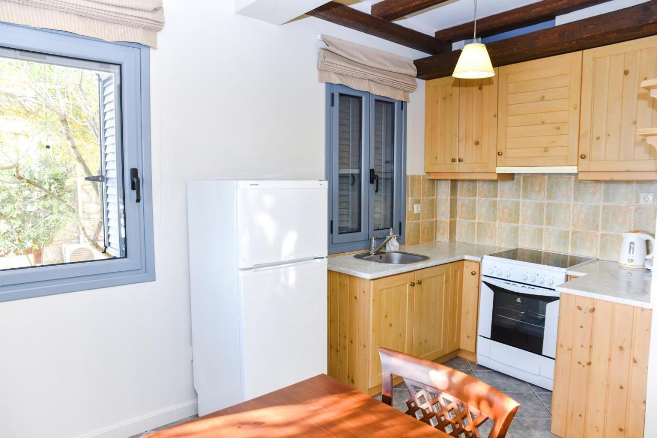 קלמאטה Ryalos Villas מראה חיצוני תמונה