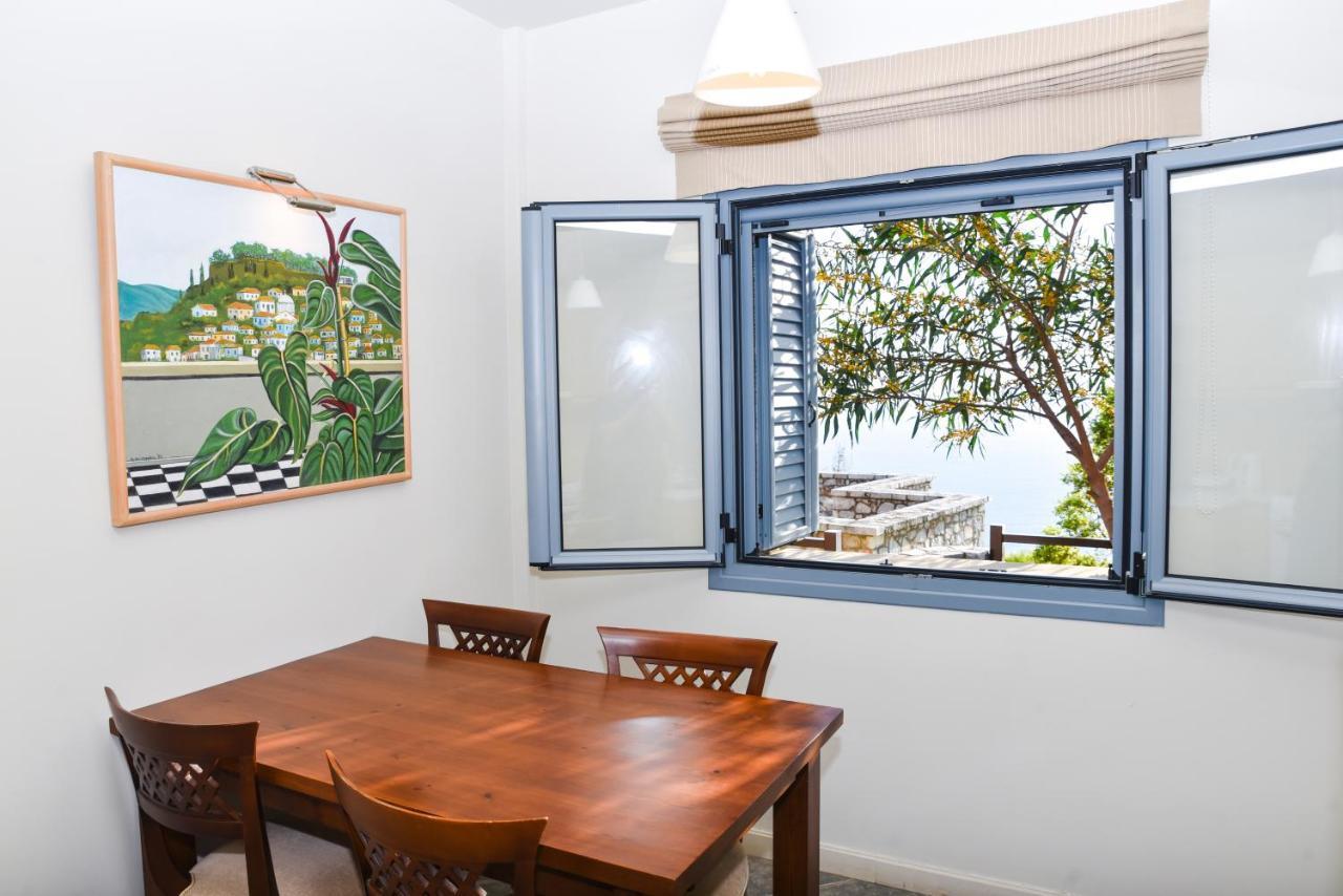 קלמאטה Ryalos Villas מראה חיצוני תמונה