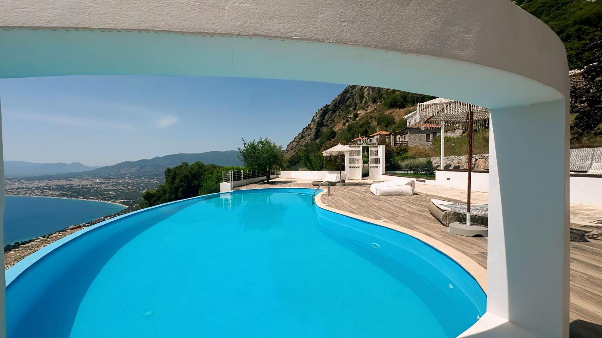 קלמאטה Ryalos Villas מראה חיצוני תמונה